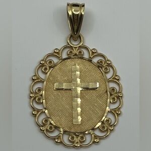 10k real solid gold pendant​